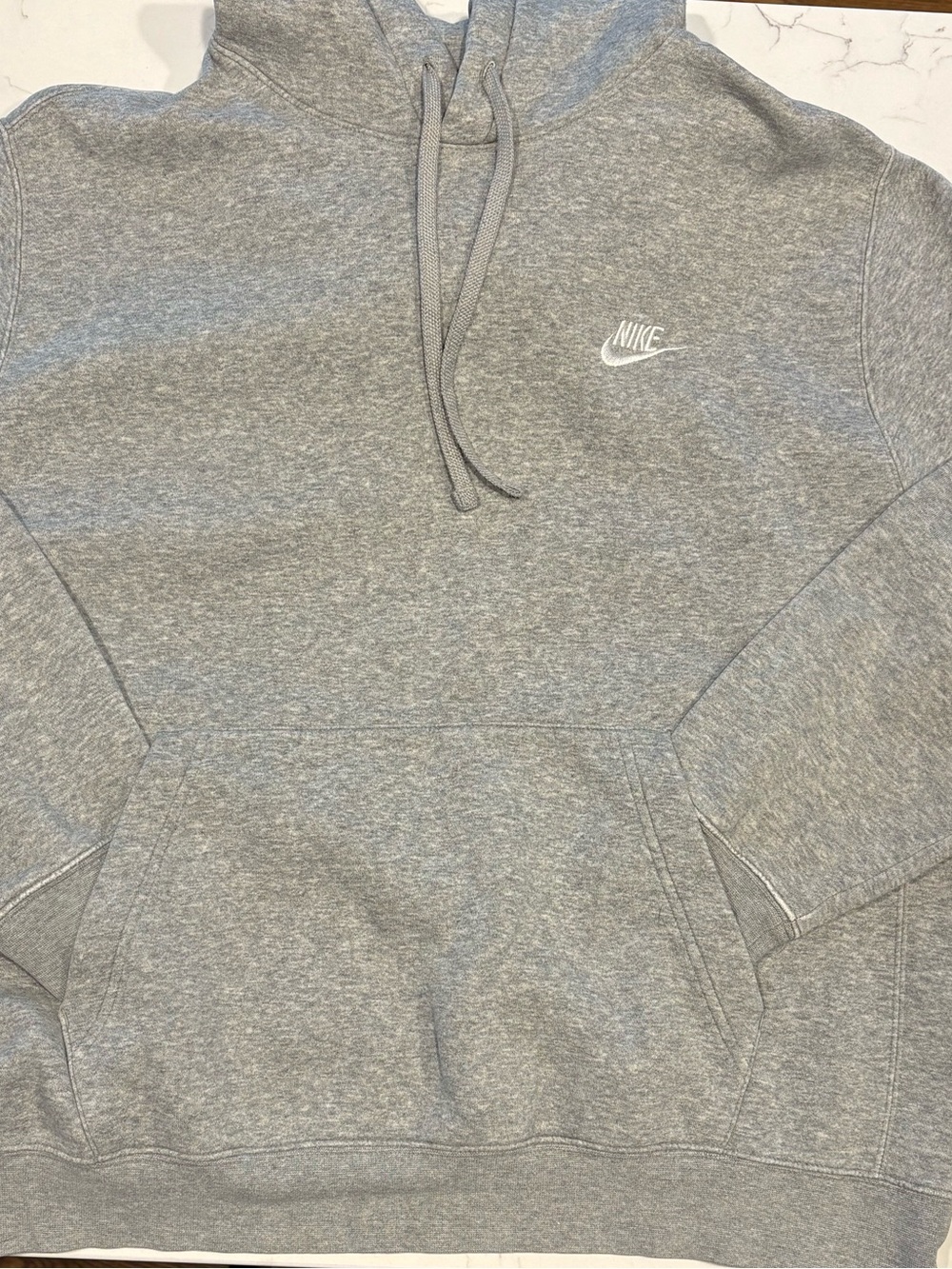 Nike men’s size L heather grey hoodie